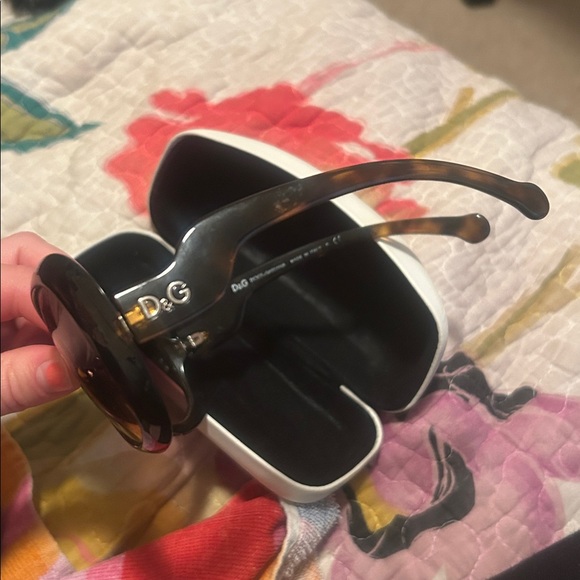 D&G Vintage Tortoise Shell Women’s Sunglasses Dolce Gabanna - Picture 5 of 10